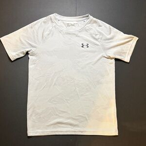 Under Armour Gray Short Sleeve Athletic Tee with Logo